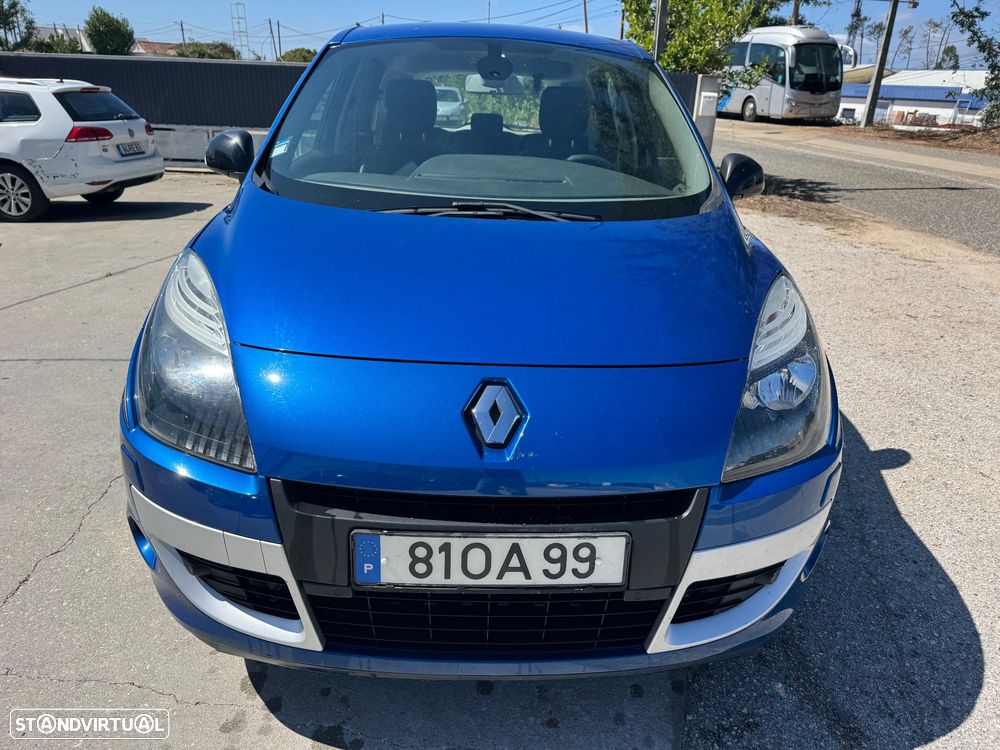 Renault Scénic - 1