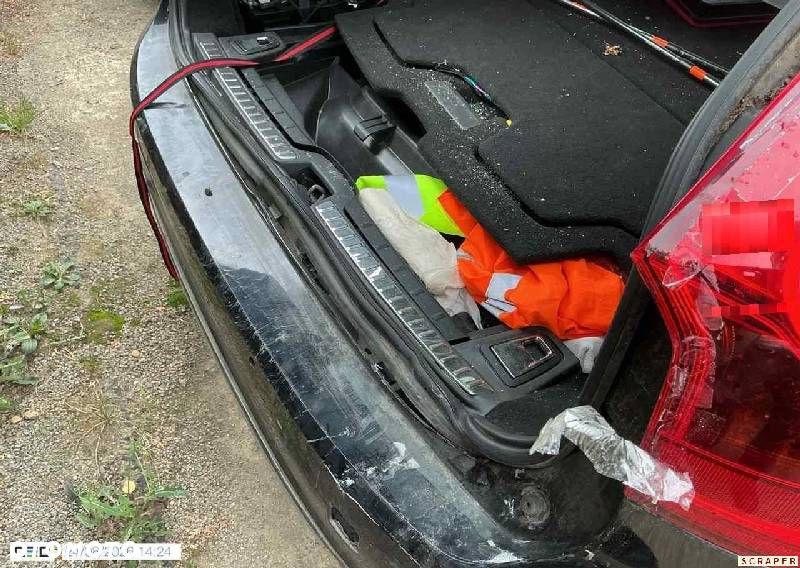 Volvo V90 T8 Twin Engine AWD Momentum - 28