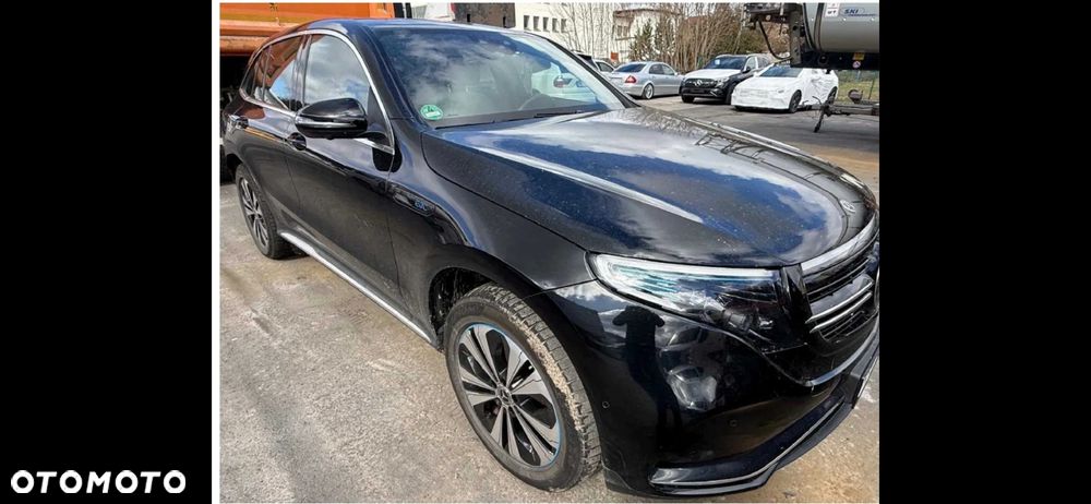 Mercedes-Benz EQC 400 4Matic AMG Line - 2