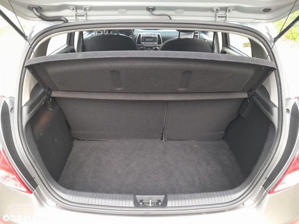 Hyundai i20 - 9