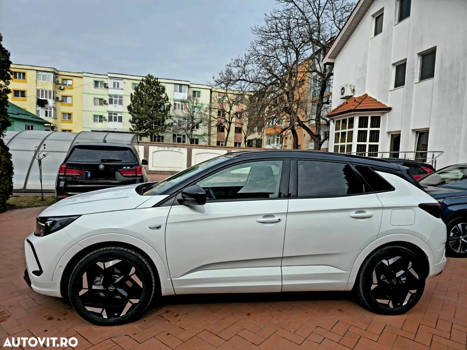 Opel Grandland Plug-in-Hybrid 1.6 DI Automatik GSe - 6