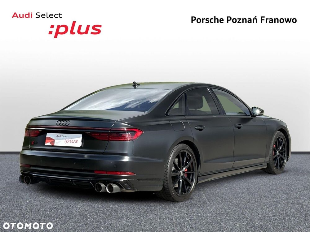Audi S8 - 6