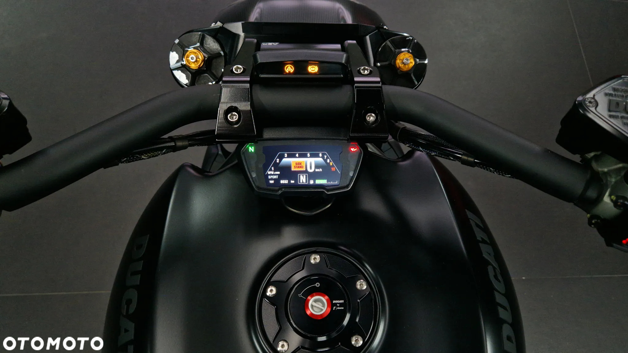 Ducati Diavel - 13