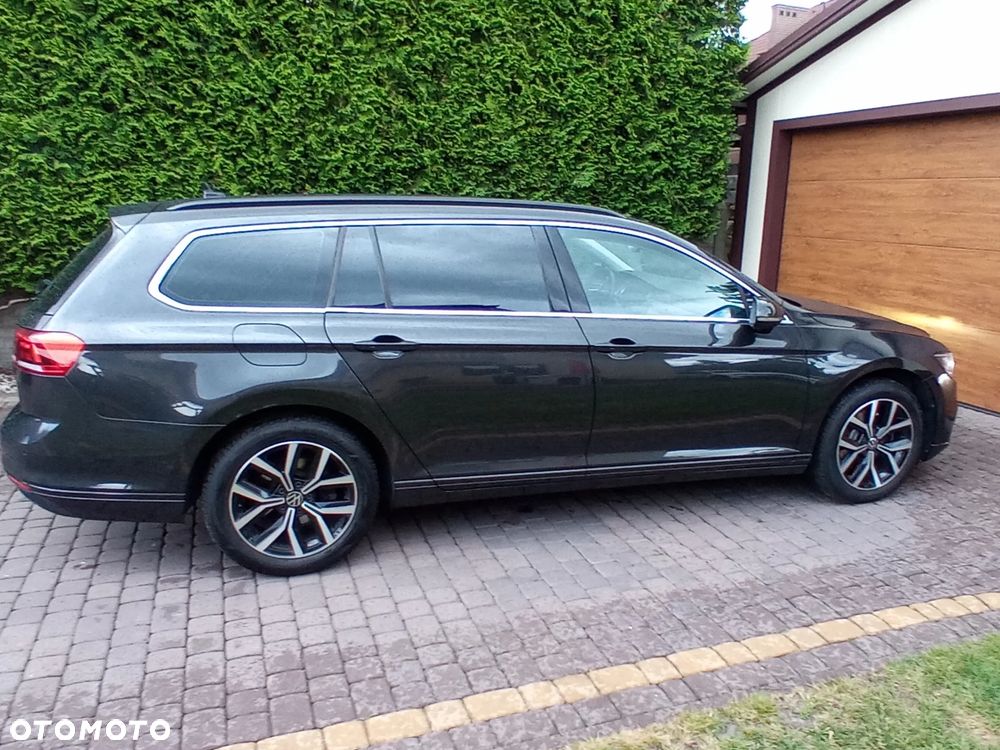 Volkswagen Passat 2.0 TSI Business DSG - 9