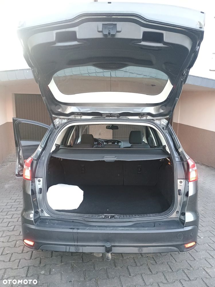 Ford Focus SW - 8