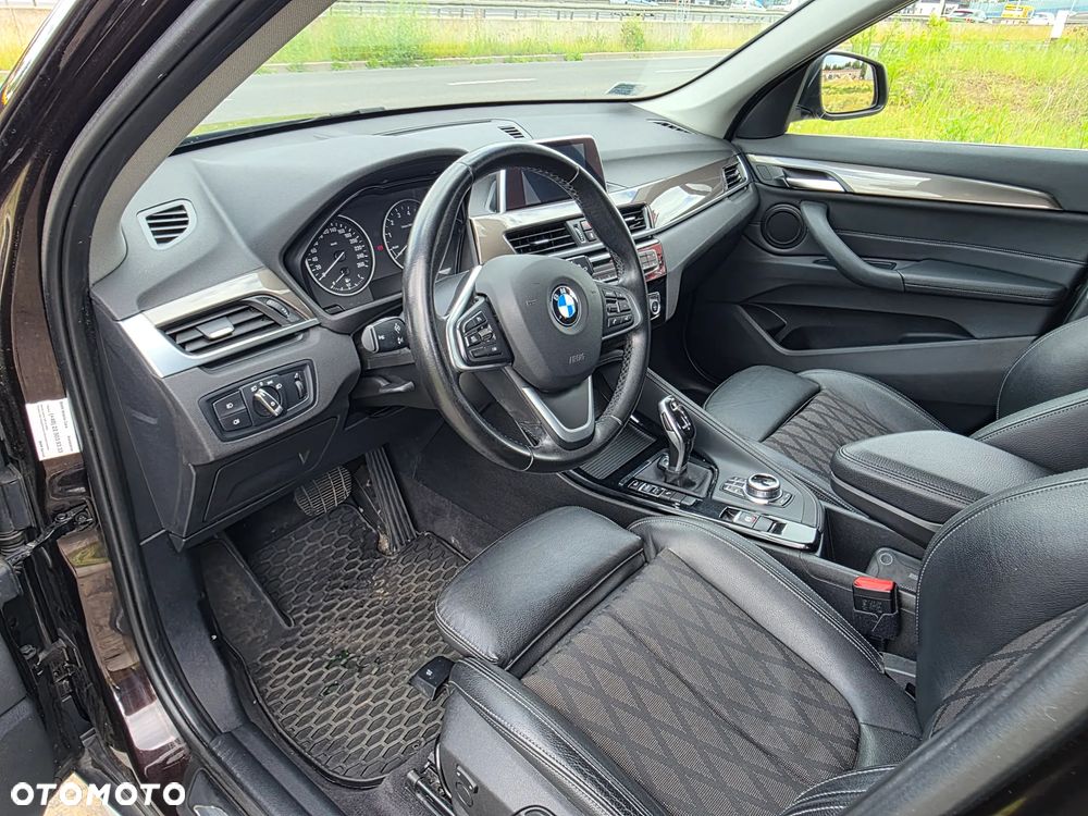 BMW X1 sDrive18i - 9