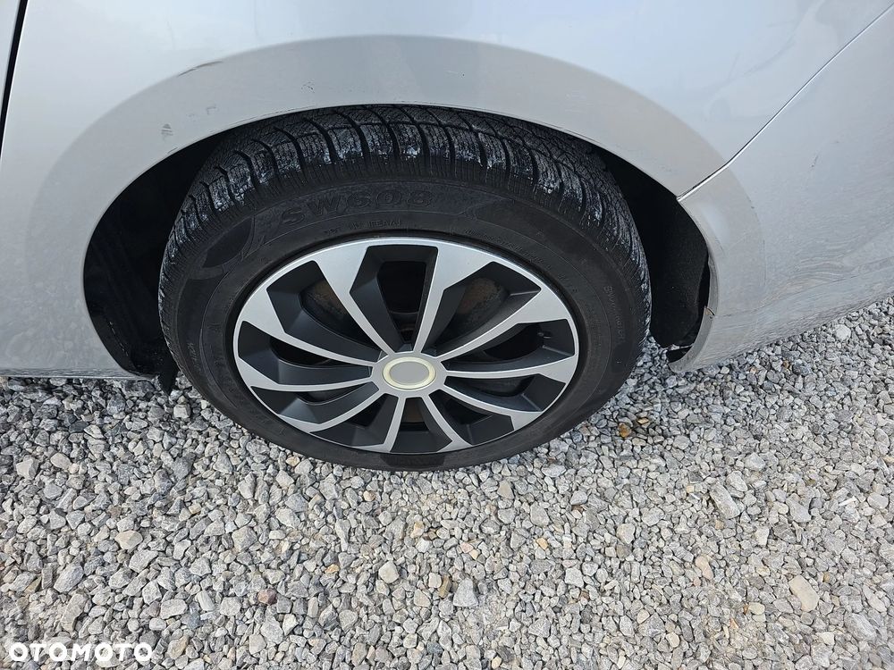 Renault Megane 1.5 Blue dCi Business - 26