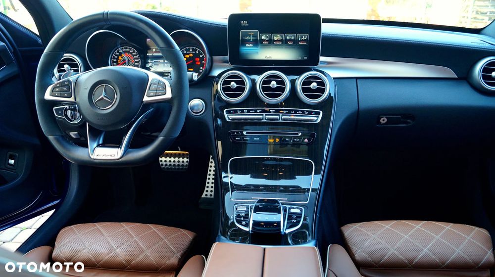 Mercedes-Benz Klasa C AMG 43 4Matic T 9G-TRONIC - 17