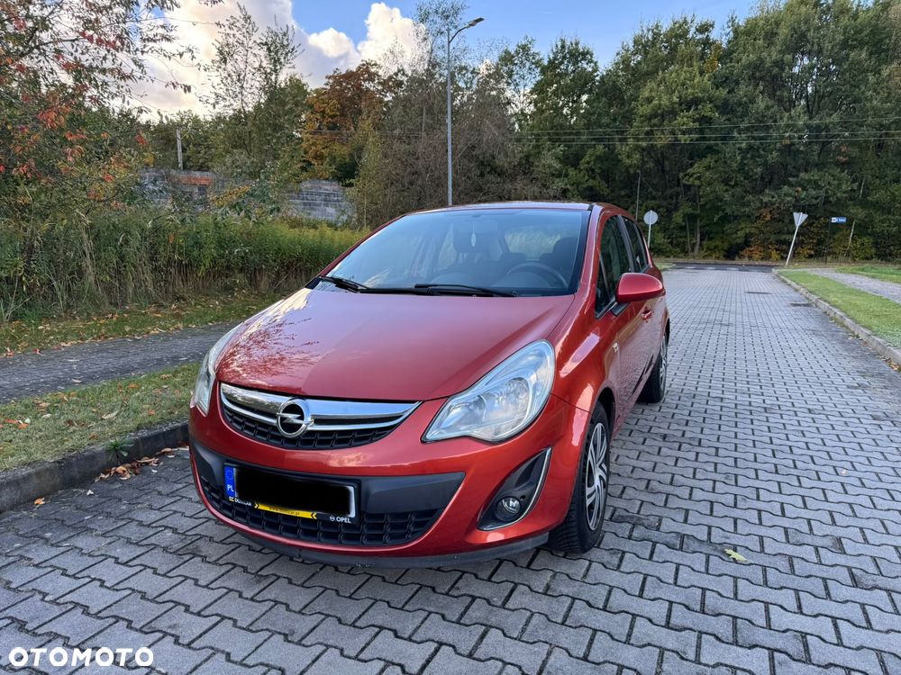 Opel Corsa 2011 photo 2