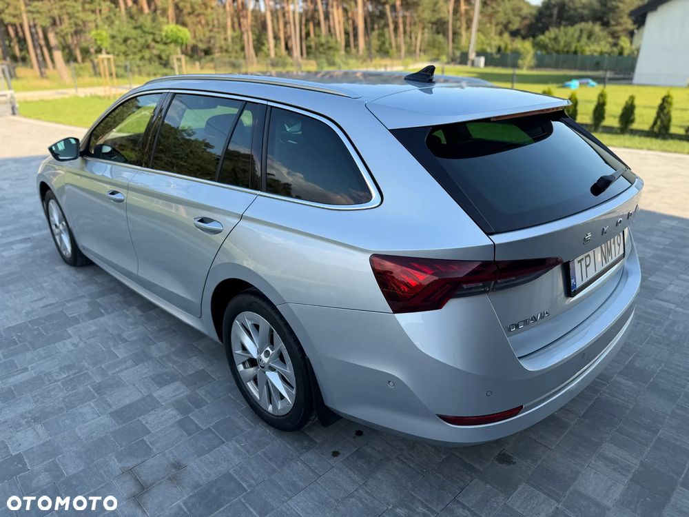 Skoda Octavia 2.0 TDI Sportline DSG - 20