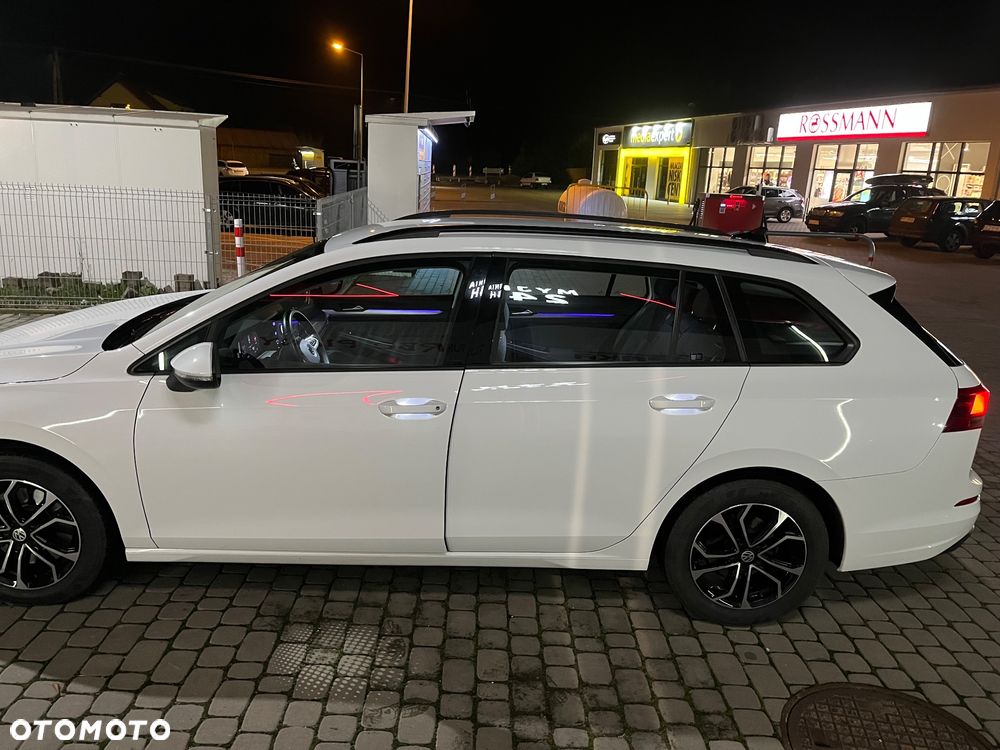 Volkswagen Golf VIII 2.0 TDI Life - 10