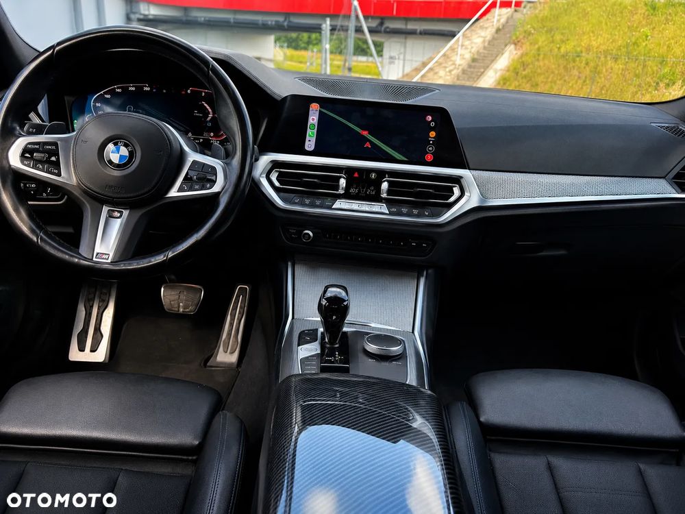 BMW Seria 3 320d mHEV - 10