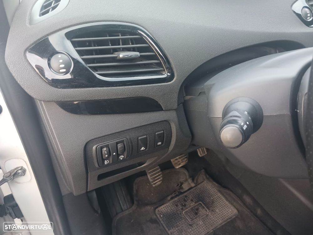 Renault Grand Scénic 1.5 dCi Bose Edition SS - 31