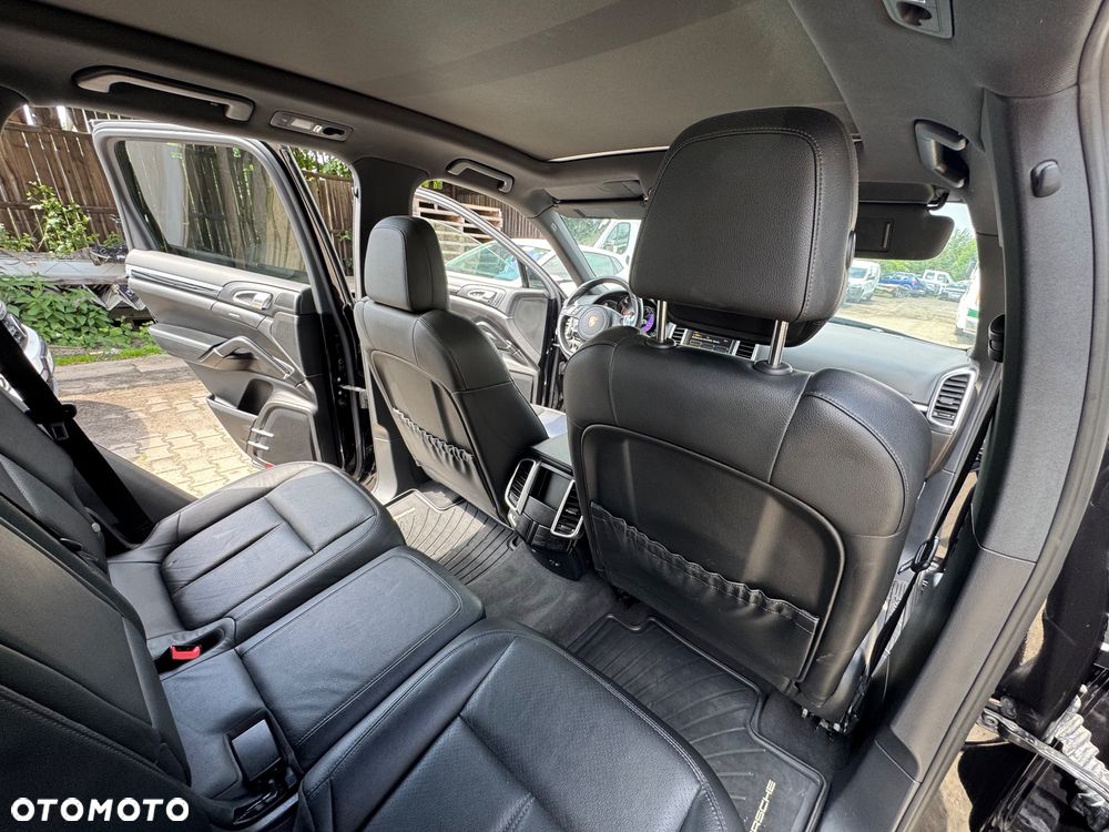 Porsche Cayenne S Tiptronic S - 11