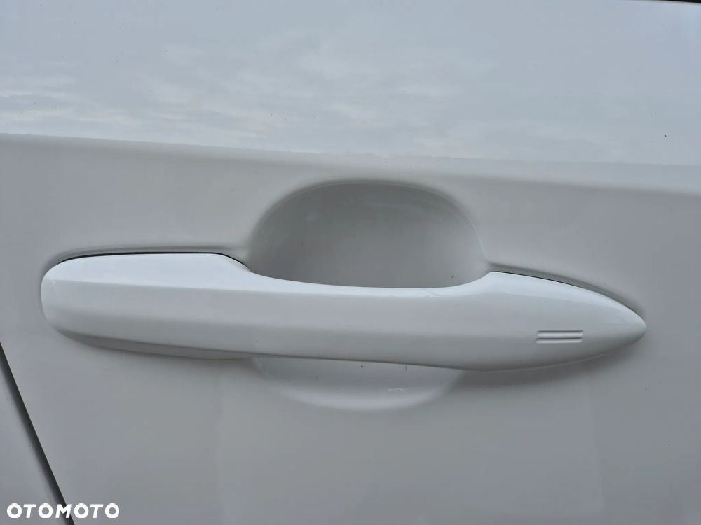 Toyota Corolla - 37