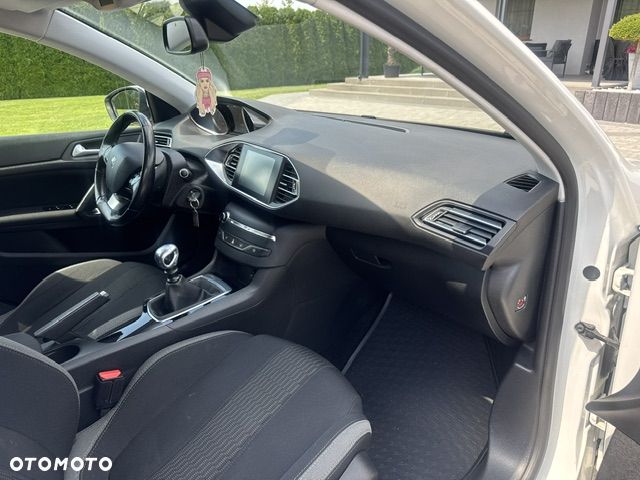 Peugeot 308 - 21
