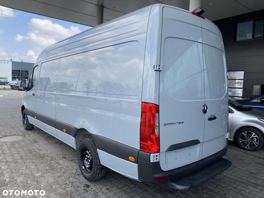 Mercedes-Benz Sprinter - 6
