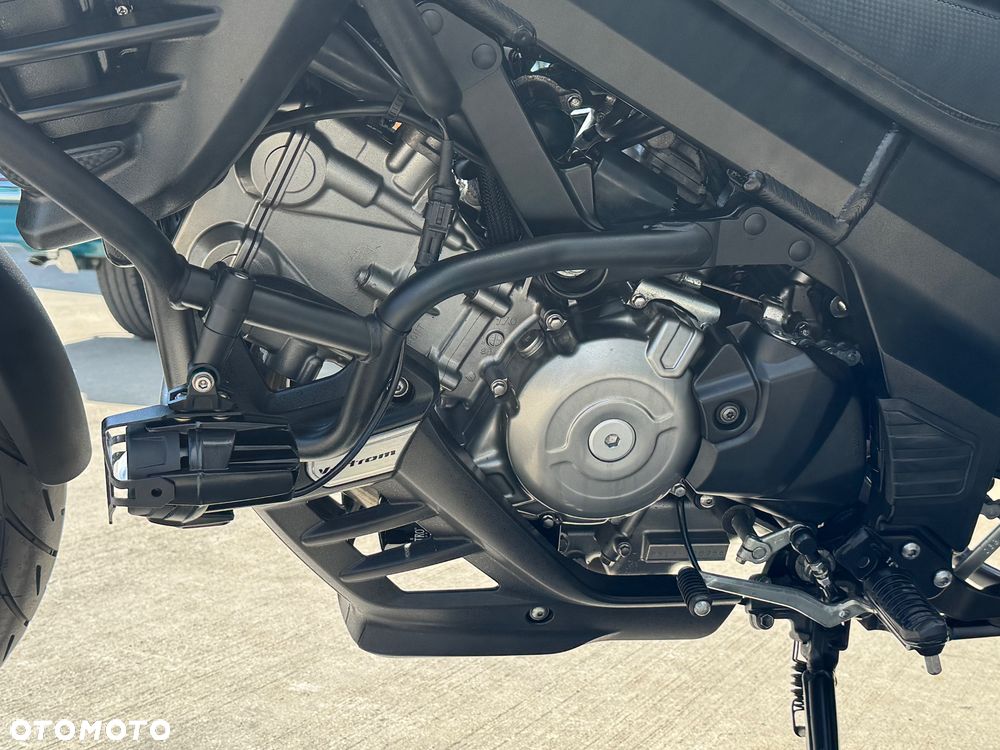 Suzuki V-STROM - 20