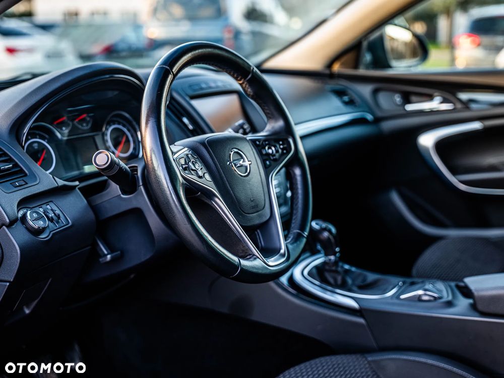 Opel Insignia - 24
