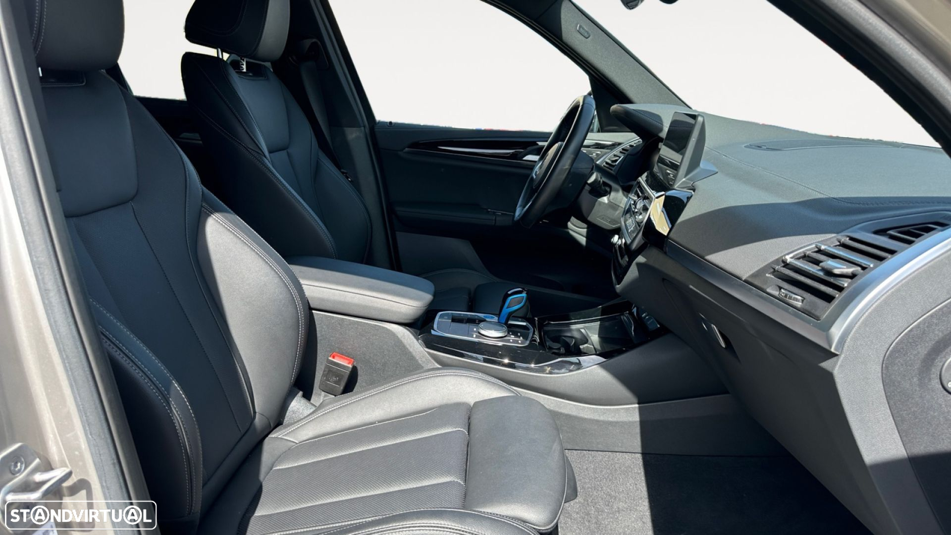 BMW iX3 M Sport Inspiring - 10