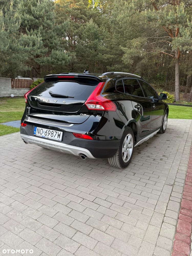 Volvo V40 Cross Country - 4