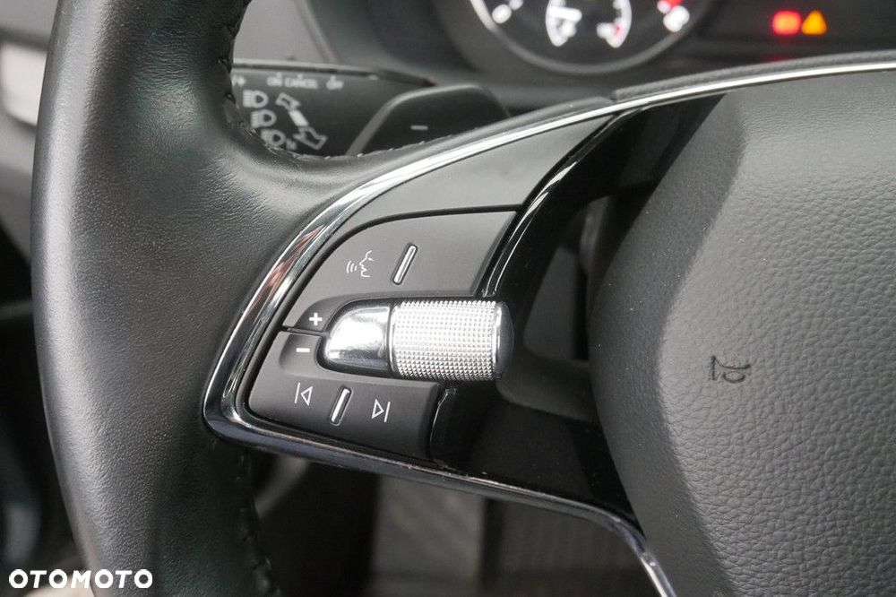 Skoda Octavia 2.0 TDI Ambition DSG - 23