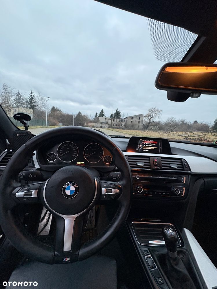 BMW Seria 3 320d xDrive DPF Edition Sport - 7