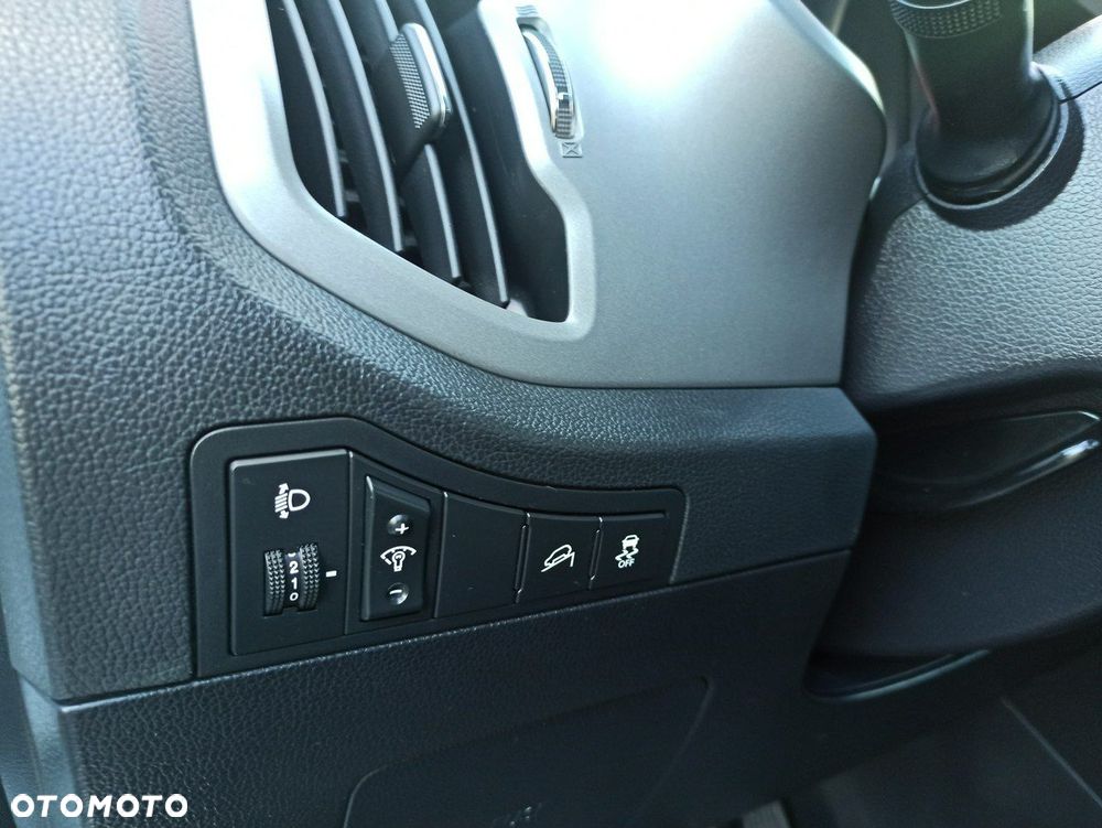 Kia Sportage 1.6 GDI Business Line L 2WD - 19