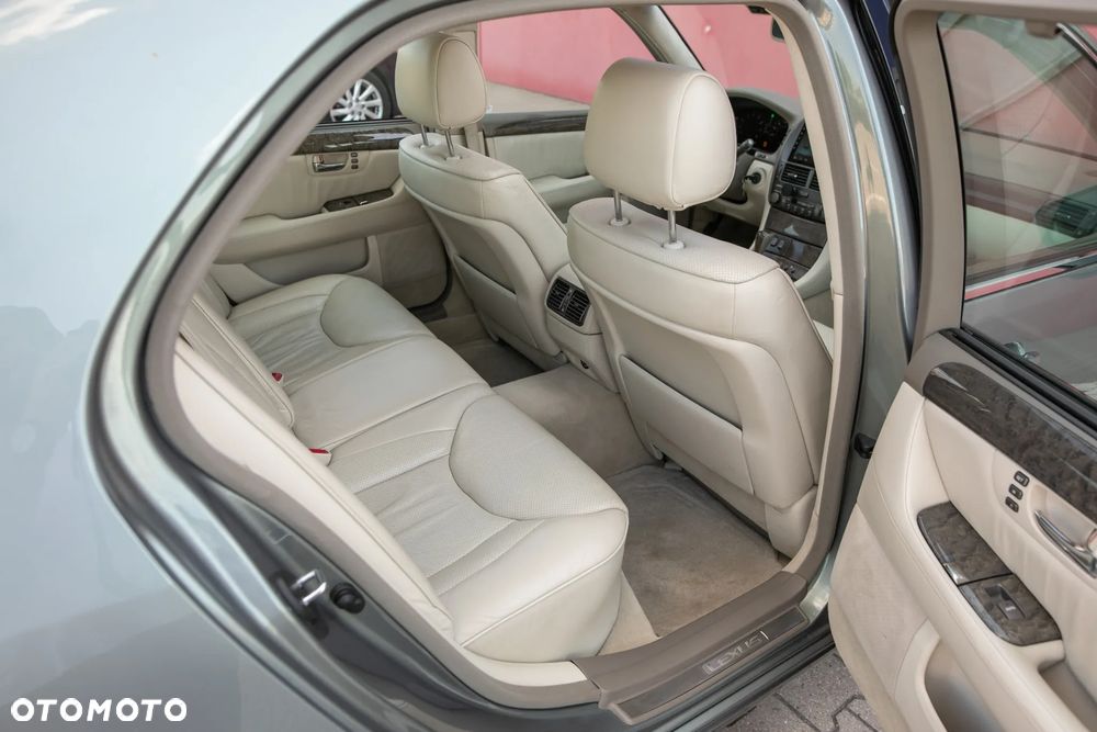 Lexus LS Prezydent - 22