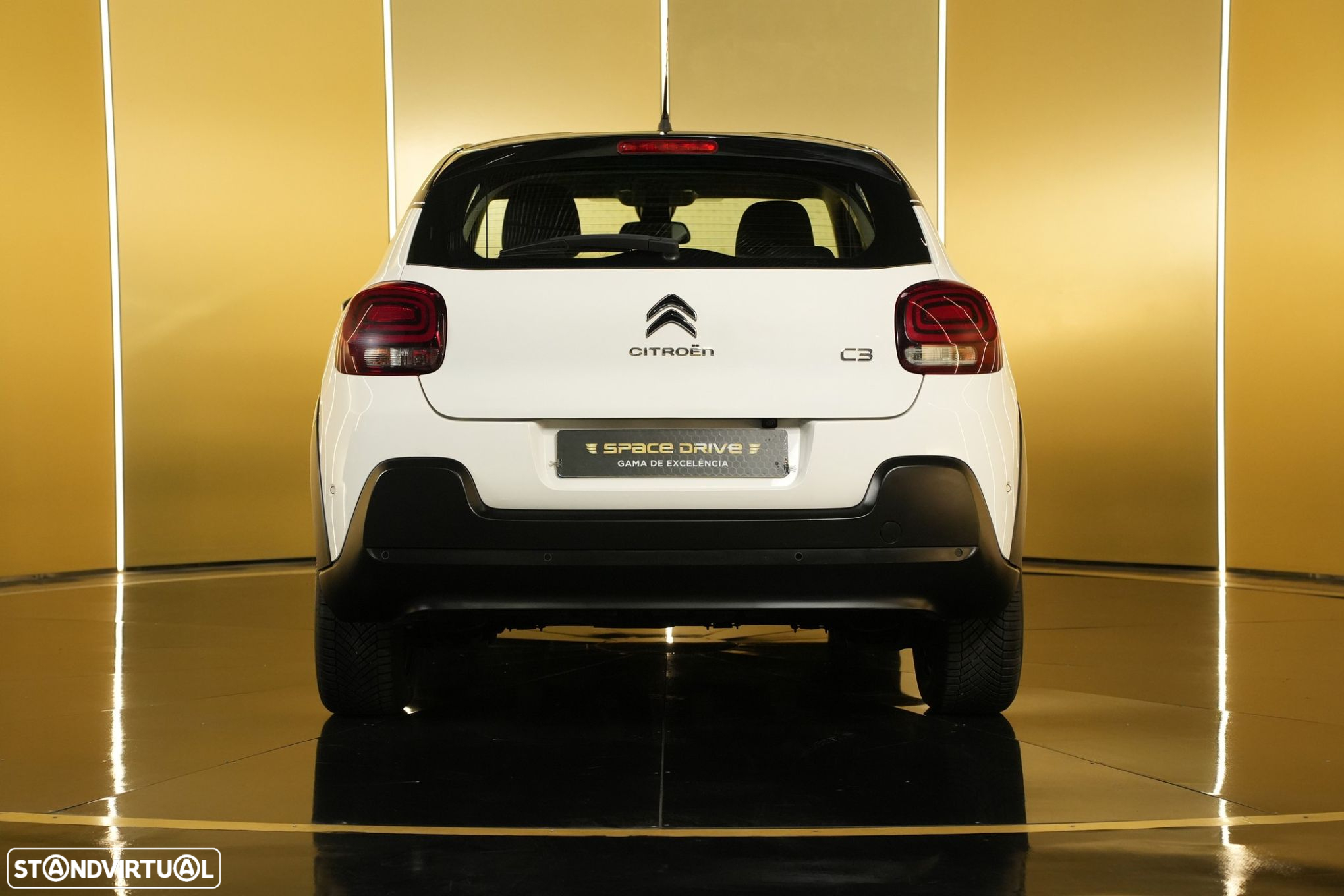 Citroën C3 1.5 BlueHDi Shine - 13