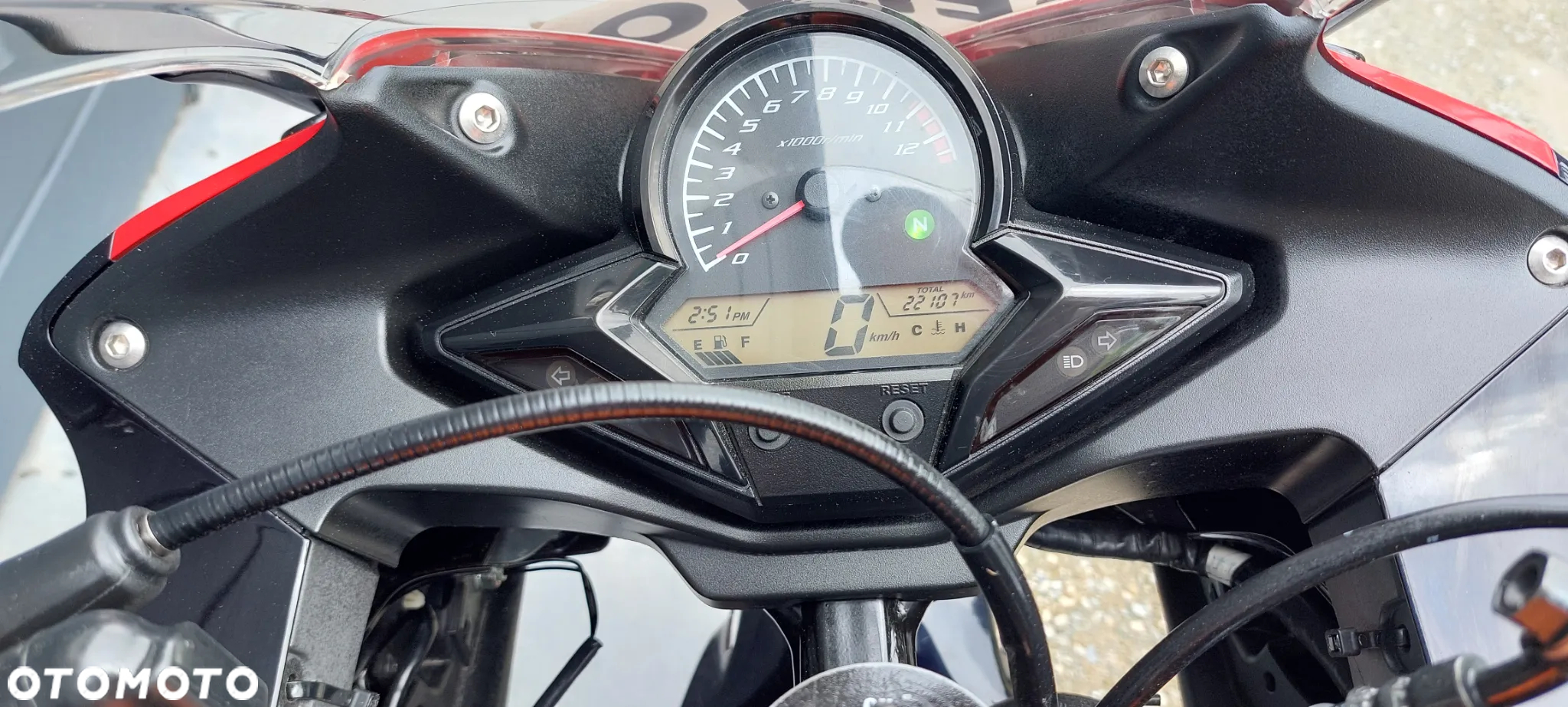 Honda CBR - 27