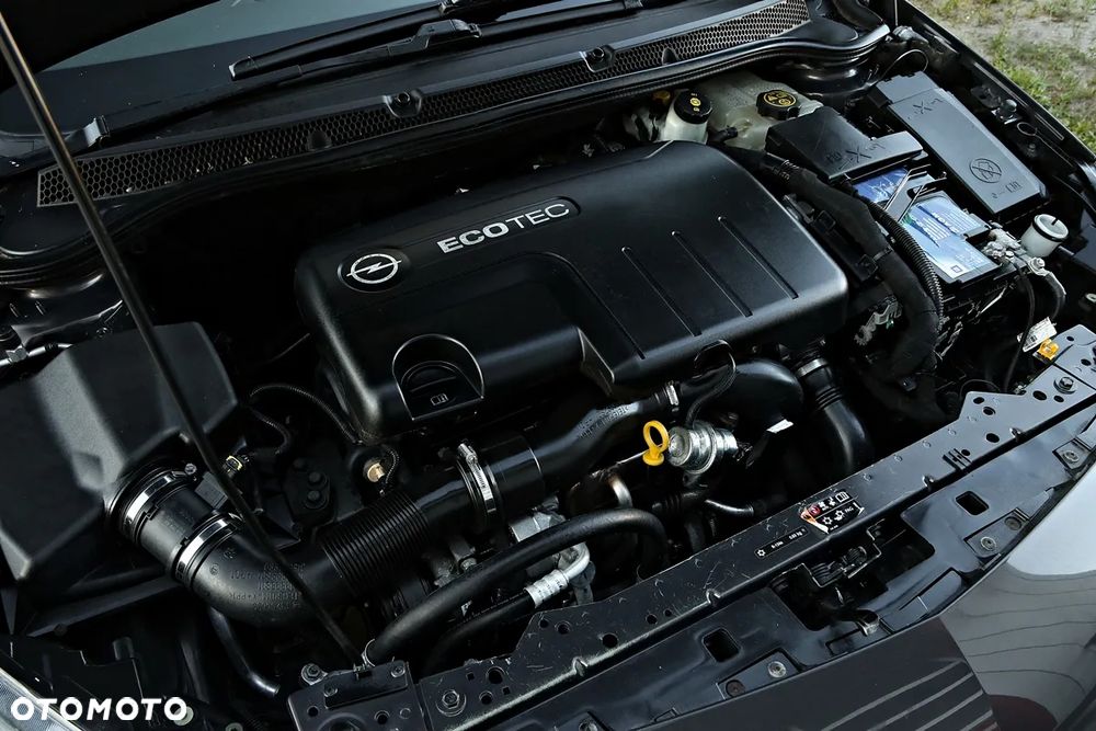 Opel Astra 1.7 CDTI DPF Cosmo - 40