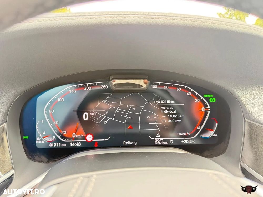 BMW Seria 7 740d xDrive MHEV - 31