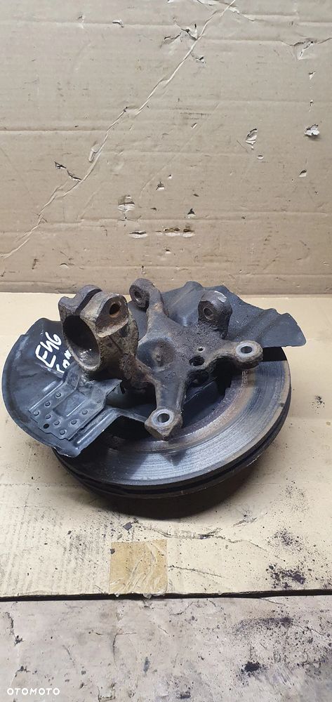 Zwrotnica piasta lewy przód przednia lewa BMW E46 - 4