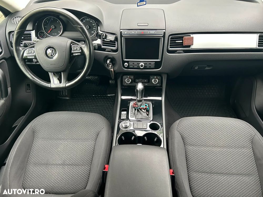 Volkswagen Touareg 3.0 V6 TDI BMT - 13