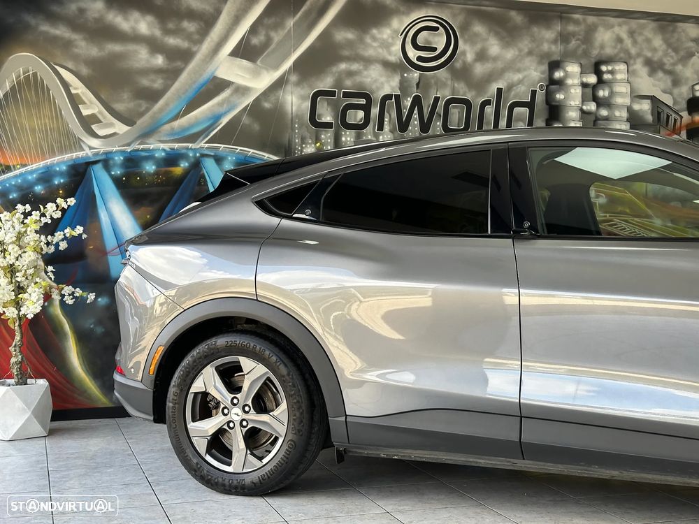 Ford Mustang Mach-E Premium - 5