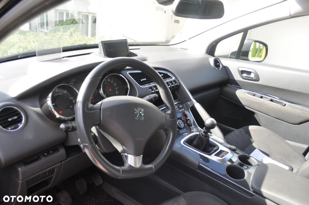 Peugeot 3008 HDi FAP 150 Premium - 11