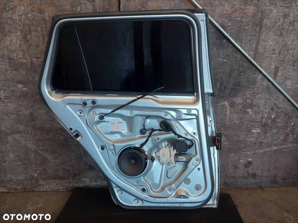 DRZWI KOMPLETNE LEWY TYŁ VOLKSWAGEN GOLF VI KOMBI LA7W - 4