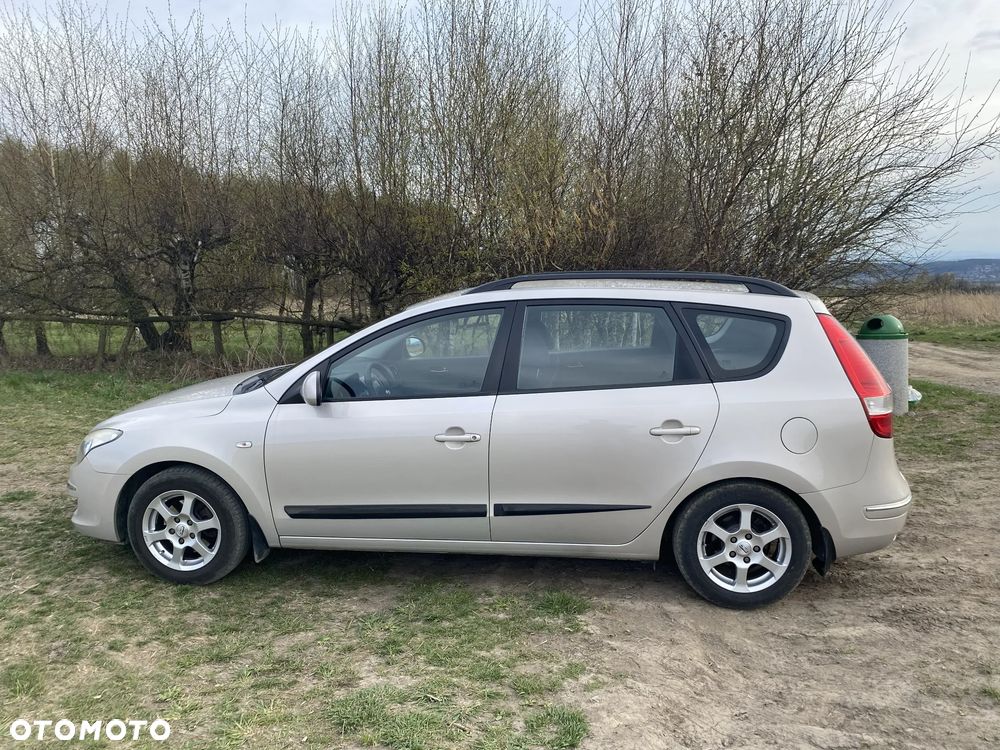 Hyundai i30 1.6 Comfort - 8