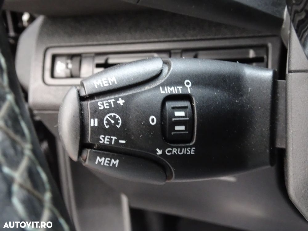 Peugeot 3008 PureTech 130 Stop & Start Crossway - 30