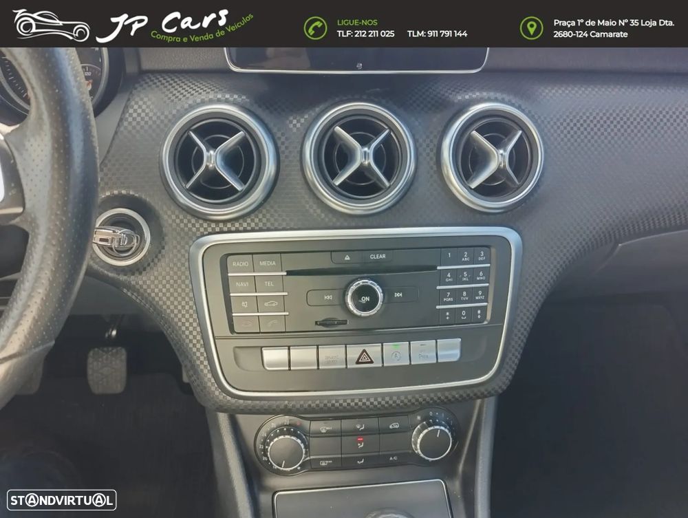 Mercedes-Benz A 180 d AMG Line - 13