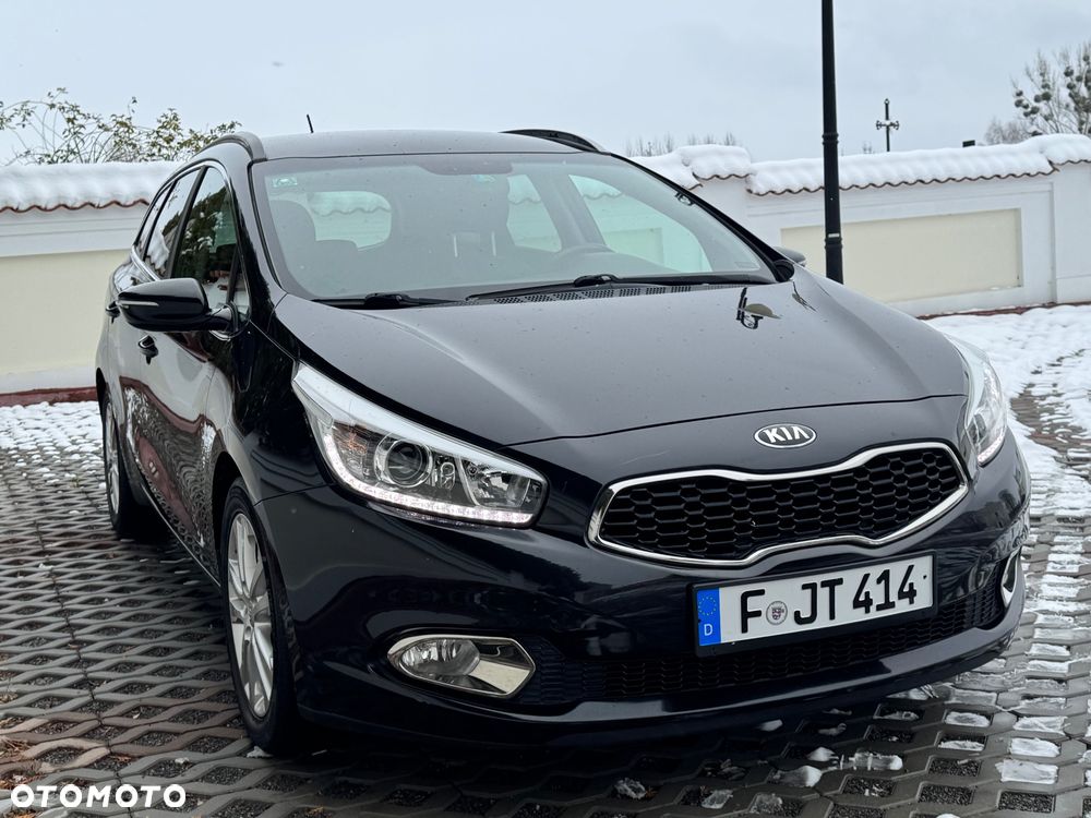 Kia Ceed - 30