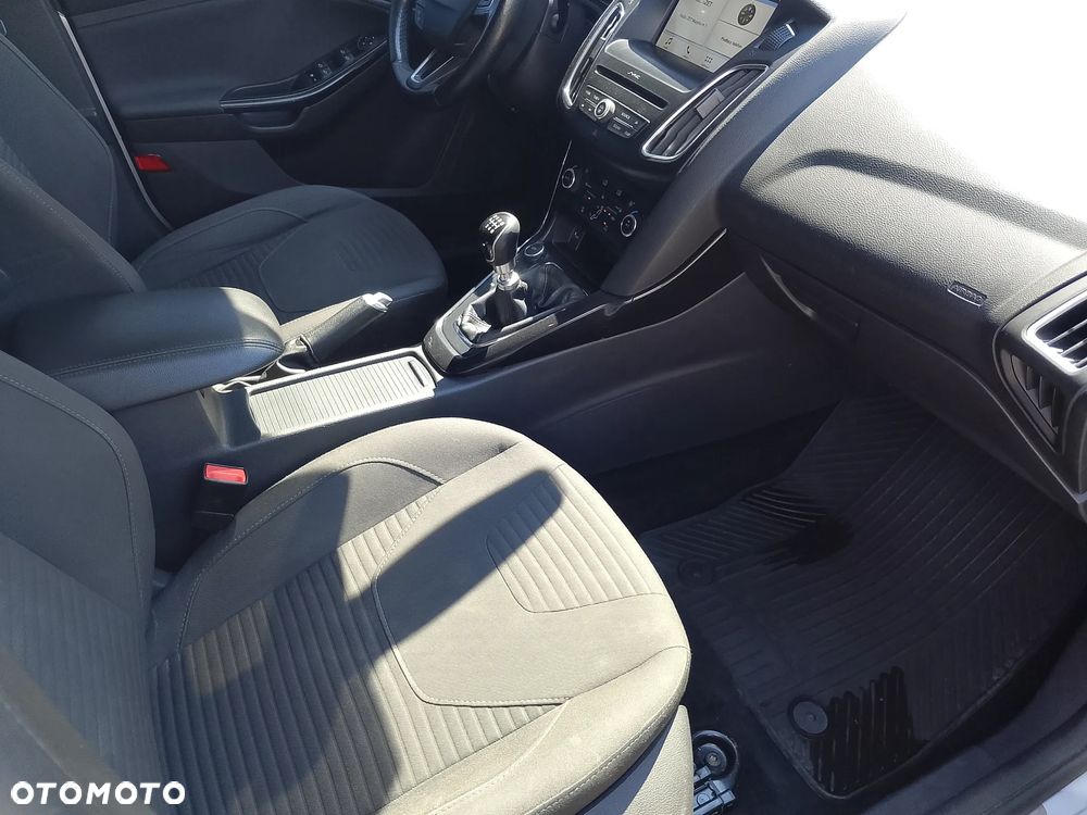 Ford Focus 1.5 TDCi Titanium - 15
