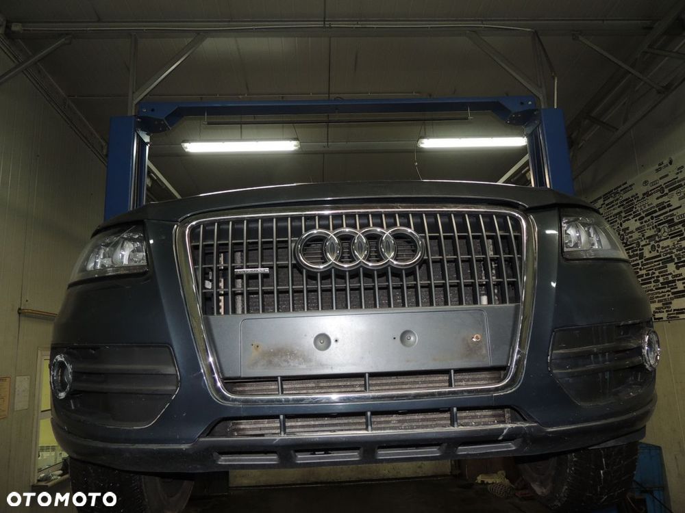 Chłodnica wody AUDI Q5 8R '10 TDI - 1