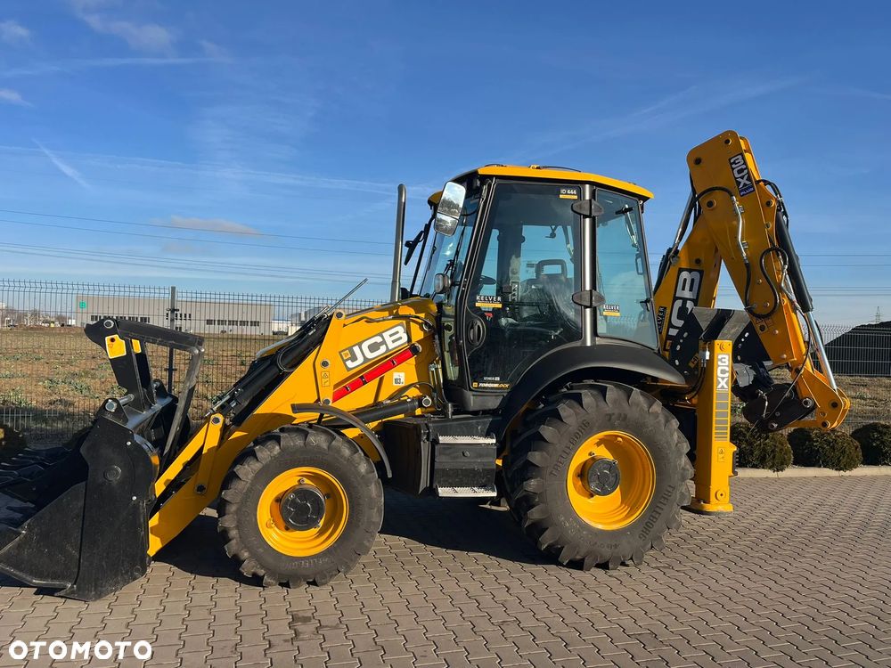 JCB 3CX PLUS * NOWA nieużywana * Joysticki * 110KM * Torquelock * Klimatyzacja * Autoshift *