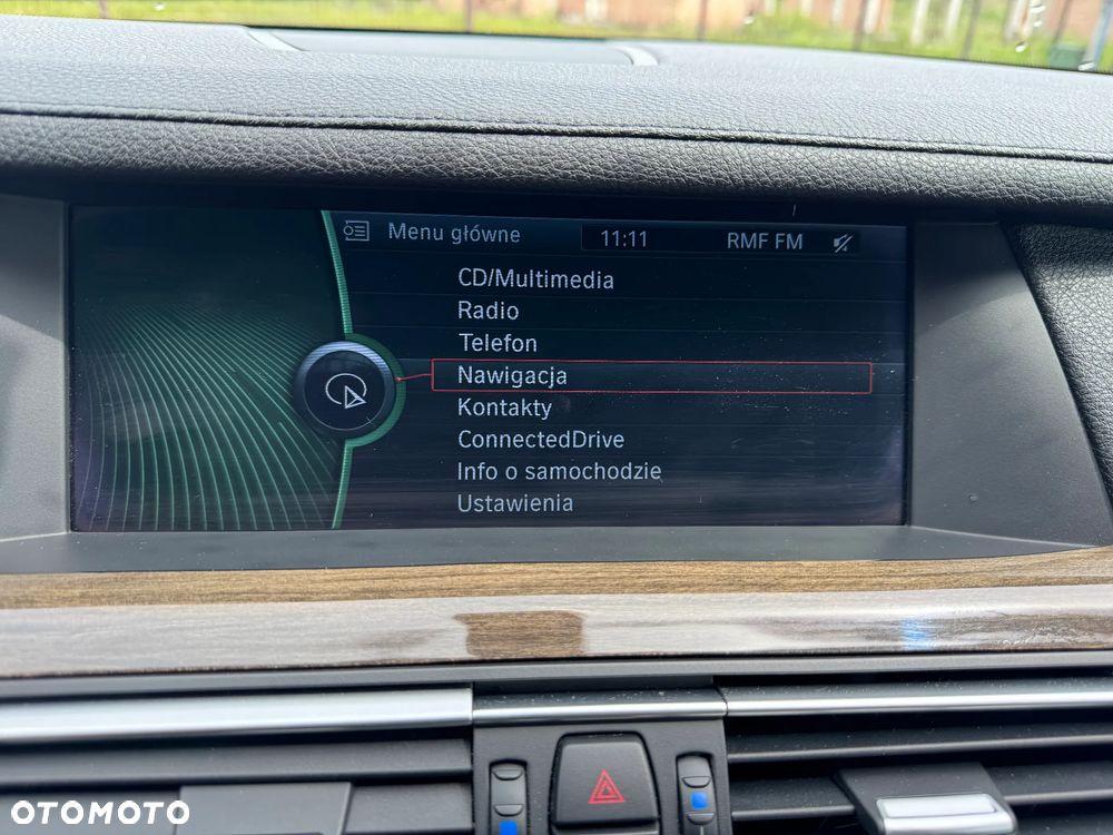 BMW Seria 7 750Li - 26