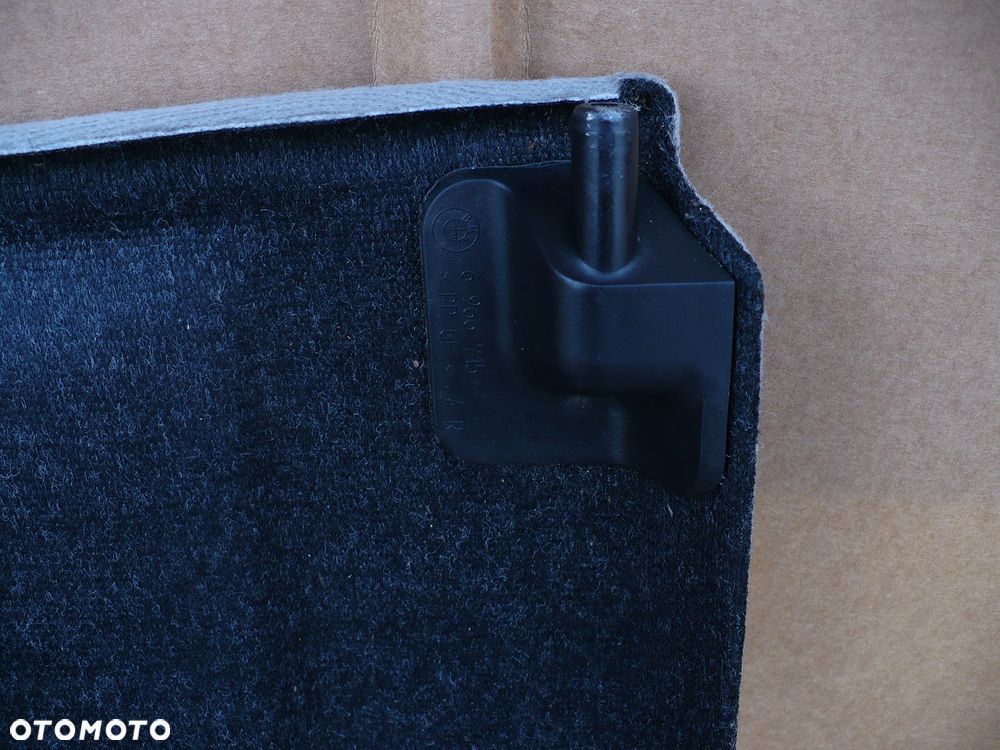 BMW 1 E81 POLKA BAGAZNIKA  07R. STAN WZOROWY - 4