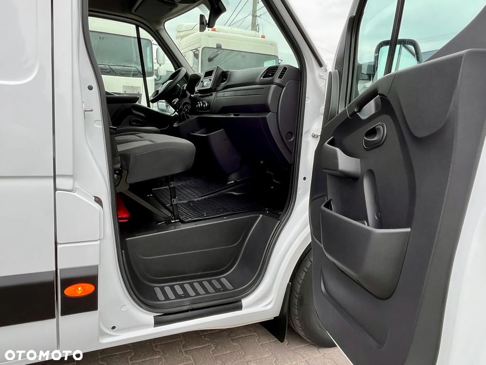 Renault MASTER L4H3 / BEZWYPADKOWY / PIERWSZY WŁAŚCICIEL / SERWIS ASO / VAT 23% / LEASING / KREDYT - 12