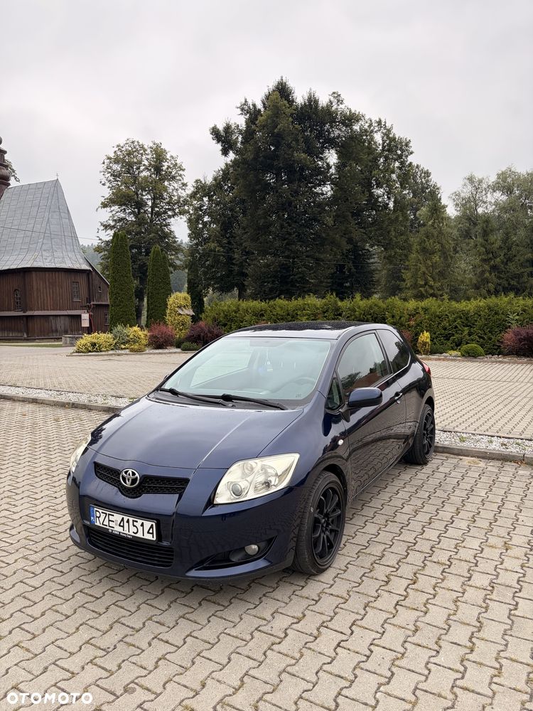 Toyota Auris - 2