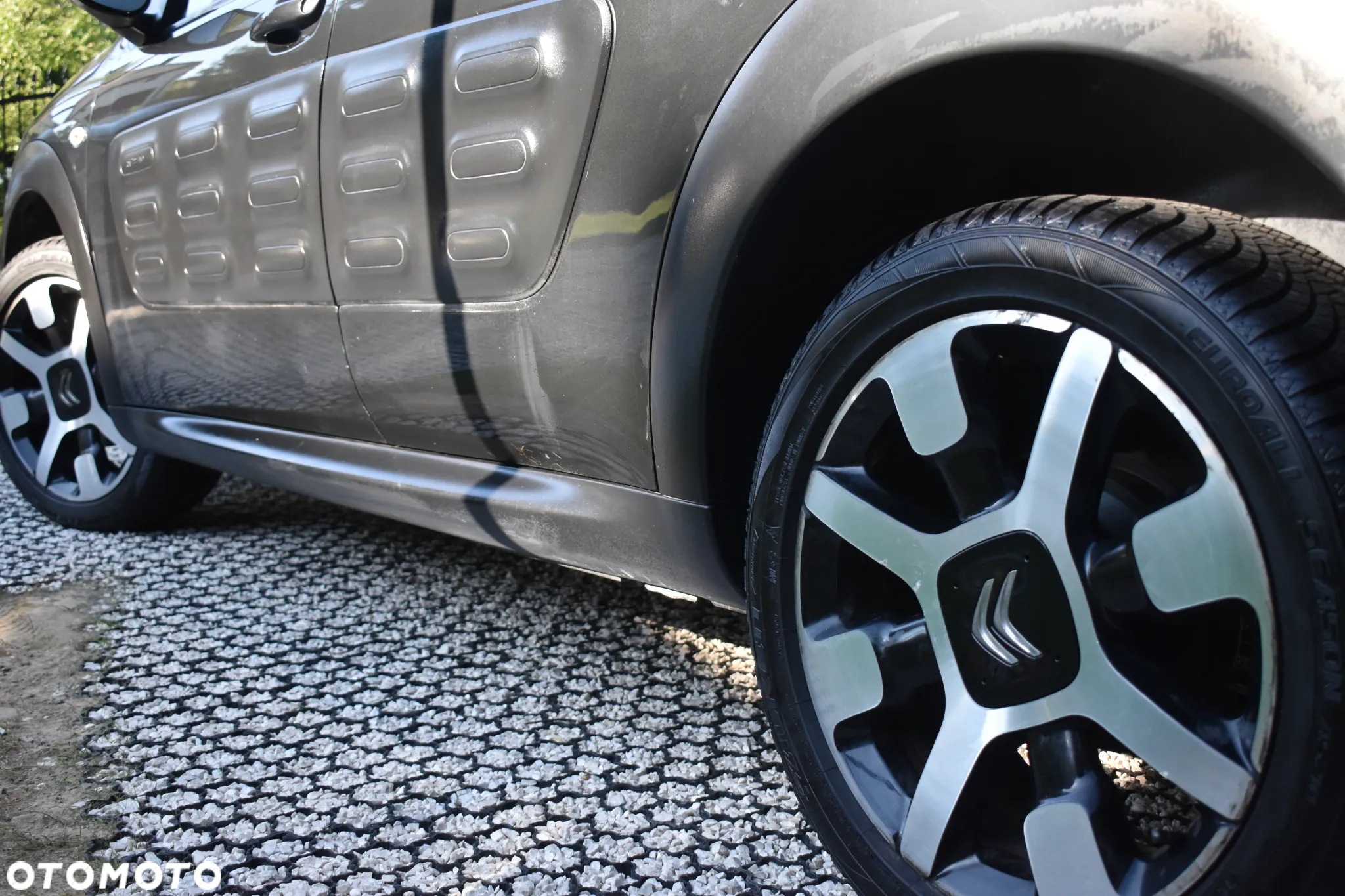 Citroën C4 Cactus 1.2 PureTech Shine - 9